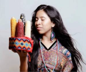 Además de representar a los pueblos originarios en Guatemala, la joven busca dar voz a los que no son escuchados. Foto:Instagram.