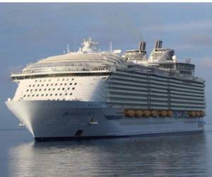 El crucero pertenece pertenece a la empresa Royal Caribbean International. Foto: Cortesía