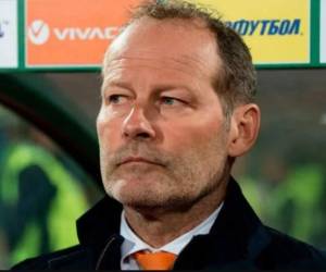 Debido a los resultados negativos y a la dificultad para clasificar al Mundial-2018 fue destituido. Foto AFP