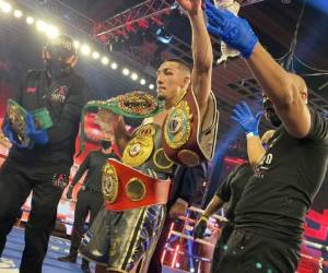 Teófimo López es el rey del peso ligero. Foto: Cortesía Telemundo.