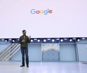 Según los responsables de Google, esta tecnología, bautizada como 'Duplex' permite al programa conversar de 'forma natural'. (Foto: AFP)