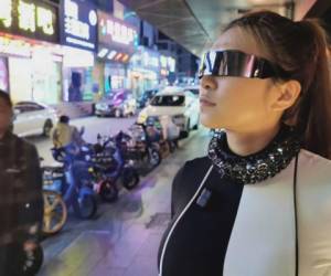 Naomi 'SexyCyborg' Wu es la famosa youtuber que creó el aparato.