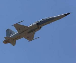 Con la nueva ley se prohíbe a los servidores públicos y a cualquier otra autoridad dañar, destruir o inhabilitar cualquier aeronave civil que se encuentre en servicio.