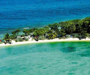 Los Cayos Zapotillos tienen una extensión de 156 kilómetros cuadrados entre los ocho cayos que comprenden el conjunto de islotes.