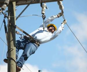 Tres zonas del norte de Honduras estarán sin electricidad este domingo.