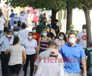 Las autoridades piden a la población respetar las medidas de bioseguridad para evitar contagios.