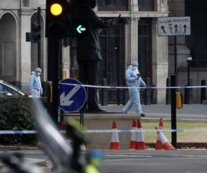 El hombre tiene entre 25 y 30 años y es sospechoso de 'delitos de terrorismo', precisó la policía, Scotland Yard, en un comunicado. (Foto: AFP)