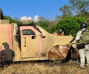 El Cártel de Sinaloa estaría reforzando su arsenal y sistemas de vigilancia ante la posibilidad de un operativo militar de Estados Unidos, según reveló un reportaje del diario The New York Times.