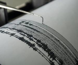 El USGS indicó que el sismo ocurrió a una profundidad aproximada de entre 67 y 72,8 kilómetros.