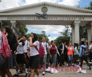 El Central es uno de los colegios en crisis por los paros.