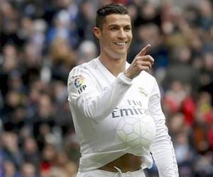 Cristiano Ronaldo sorprendió al mundo cuando anunció la llegada de su primer hijo (Foto: Internet)