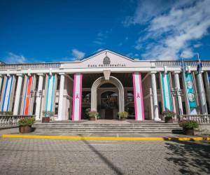 El gobierno mediante Finanzas adquirió las obligaciones con los entes multilaterales.