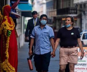 La proyección de la OPS incluye a Estados Unidos, el país más afectado del mundo, con una previsión de más de 175,000 muertos en los próximos tres meses. Foto: AFP.