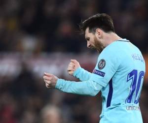 El delantero argentino del FC Barcelona Lionel Messi reacciona durante el partido de fútbol de cuartos de final de la UEFA Champions League. Foto:AFP