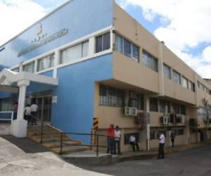 El flujo de personas en el Instituto Nacional de Migración es normal, pero podría aumentar a medida inicie la temporada alta.