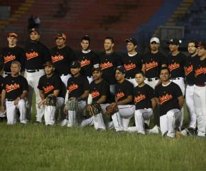 Es el primer año de Orioles en el béisbol y va por la final.