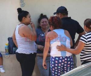 Los parientes reconocieron el cuerpo del menor, en medio de gritos y lágrimas.