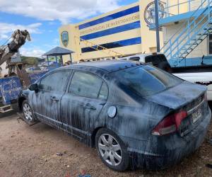 Carlos Gerardo Barahona, de 30 años, fue asesinado a eso de las 12:20 de la madrugada del 31 de enero en la quinta entrada de la colonia Kennedy por despojarlo de su vehículo. 48 horas después localizaron el automotor cerca de la residencial San Miguel Arcángel. ¿Qué se sabe hasta ahora?