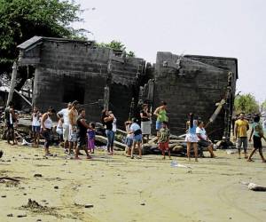 Cuantiosas pérdidas dejó alto oleaje en el sur de Honduras