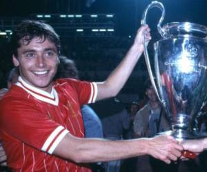 Michael jugo en Liverpool en 1983, su temporada más exitosa. Foto: DAZN_ES/Twitter.