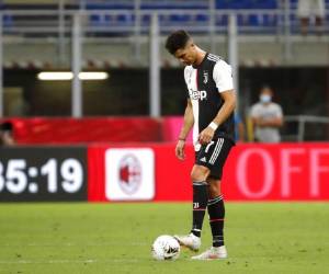 Los cuartos de final de un solo juego y las semifinales fueron sorteados el viernes, colocando a Cristiano y su compañeros en la Juventus en camino para un enfrentamiento con Messi y el Barcelona. Foto: AP