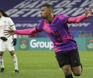 MBappé sigue alcanzando rércords con el Paris Saing Germain. Foto:AP