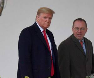 El juicio se reanuda este lunes con argumentos de los abogados de Trump. Foto: AP.