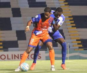 Imágenes del desarrollo del partido.