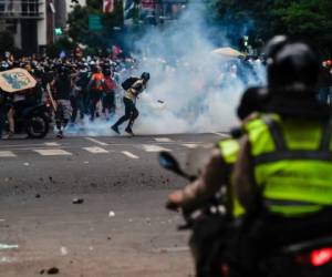 La oposición lleva ya dos meses de intensa movilización y protesta callejera, en una situación que ya dejó un saldo de 60 muertos. Foto: AFP