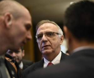 El jefe de la Comisión Internacional Contra la Impunidad en Guatemala (CICIG), el colombiano Iván Velásquez, asiste a la ceremonia en la que el Ministerio Público entregó su informe anual. Foto AFP