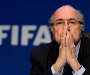 Frente a estas acusaciones, el abogado de Blatter, Lorenz Erni, dijo a la AFP que 'las acusaciones son infundadas y se niegan con vehemencia'. Foto: AFP
