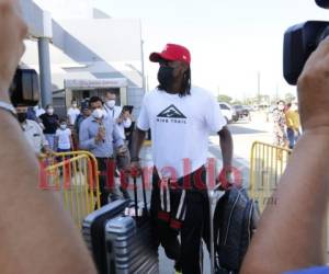 Elis salió esta mañana de Honduras con rumbo a Francia para incorporarse con su equipo. Foto: EL HERALDO