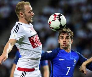 Francia fue superior a la débil Bielorrusia, sobre todo en la segunda parte, pero no pudo pasar el empate 0-0 (Agencia AFP)