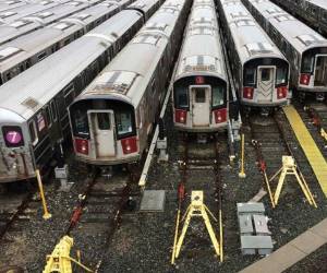 El hombre fue golpeado por el tren que se dirigía al sur y murió de forma inmediata. Foto: Referencia/ AP.