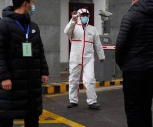 Fue en Wuhan que se reportaron los primeros casos de covid-19 en diciembre de 2019. Según Ben Embarek, no se encontraron pruebas de que hubiera enfermos en la ciudad antes de esa fecha. Foto: AP