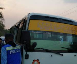 El transportista conducía la unidad con ruta Cerro Grande-UNAH-La Sosa. Foto: EL HERALDO