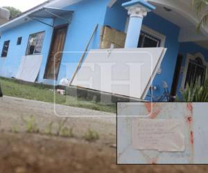 En la imagen, el inmueble donde operaba de forma irregular Unifín, en Choloma. Este rótulo donde se indica que no operarán esta semana levantó alarmas.