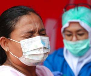 Expertos piden que se refuerce la vacunación y otras medidas de salud pública en el continente. FOTO: AP