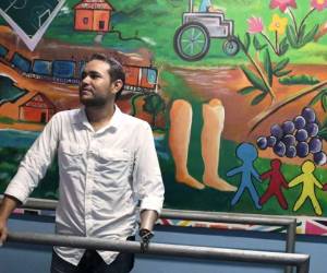 El hondureño Jorge Carbajal (28) fue mutilado cuando intentaba llegar de manera ilegal a los Estados Unidos a la edad de 17 años. Perdió una pierna y un brazo. (Foto: AFP)