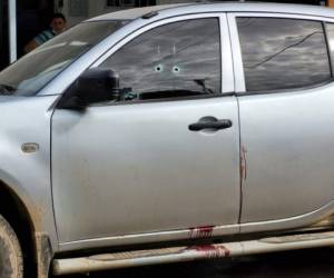 El vehículo de Rápalo Castellanos quedó con varios agujeros de bala, las cuales le ocasionaron la muerte. Foto: Cortesía