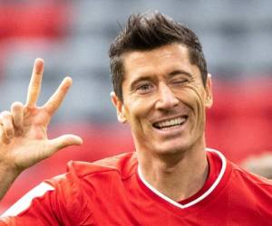 Robert Lewandowski anotó un triplete.