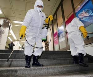 Una pandemia es una situación en la que 'todos los ciudadanos están expuestos', lo que no es el caso en la actualidad, explicó a la prensa el director de programas de emergencia de la OMS, Michael Ryan.