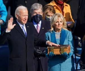 La Biblia con la que juró Biden pertenece a su familia desde 1893. Foto: AP