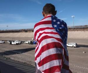 Trump amenazó a México con imponer aranceles si no frenaba el paso de migrantes indocumentados. Foto: Agencia AFP