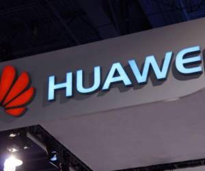 El empleado acusado de Huawei y el jefe de marketing digital fueron multados con una retención salarial de 5,000 yuanes (727 dólares) por el 'impacto negativo' de este incidente.