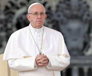 El sumo pontífice apareció la última vez fuera del Vaticano el miércoles mostrando síntomas de malestar. Foto AFP