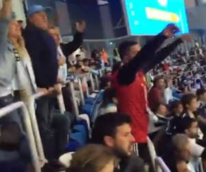 Muy molestos reaccionaron los aficionados argentinos en Rusia.