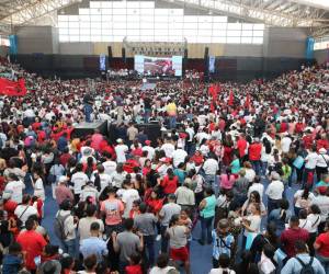 Buscando la unidad entre los hondureños y apostando por un cambio en el país, así oficializó Jorge Cálix su precandidatura presidencial. Aquí te presentamos más detalles de lo expresado en su discurso.