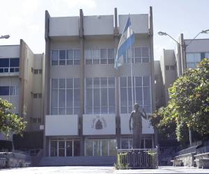 Una comisión de estilo de la Corte Suprema de Justicia trabaja en el anteproyecto de ley.