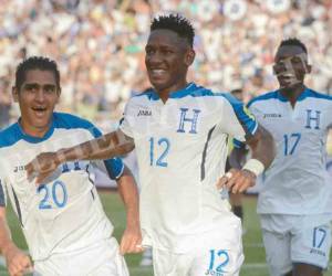 Romell Quioto celebra el primer tanto ante Trinidad y Tobago (Foto: EL HERALDO)